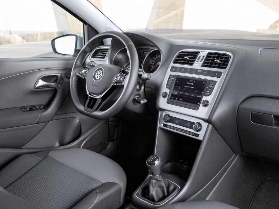  Volkswagen Polo BlueMotion 5-Door 2014 года  (фото 5 из 6)